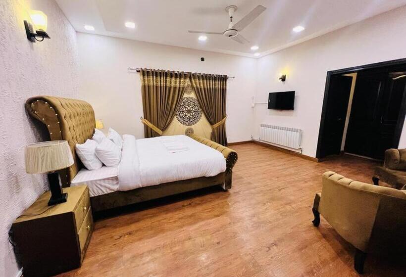 اتاق استاندارد با بالکن, New Stay Inn Family Home Guest House Islamabad