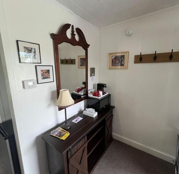 Номер Стандарт, Profile Deluxe Motel