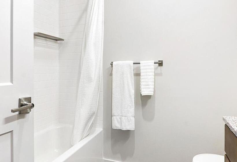 شقة غرفة واحدة, The Landing Apartments By Barsala