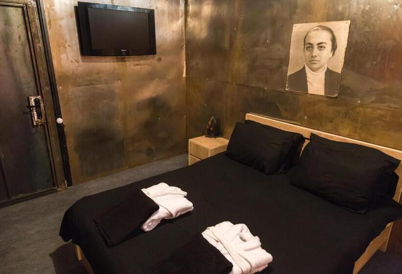 스탠다드 룸 공동 욕실, Alcatraz Jail Hostel