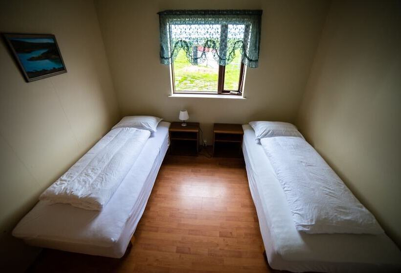 اتاق استاندارد با سرویس بهداشتی مشترک, Berg Hostel