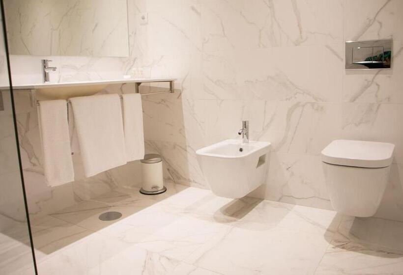 اتاق لوکس خانوادگی, Feira Hostel & Suites