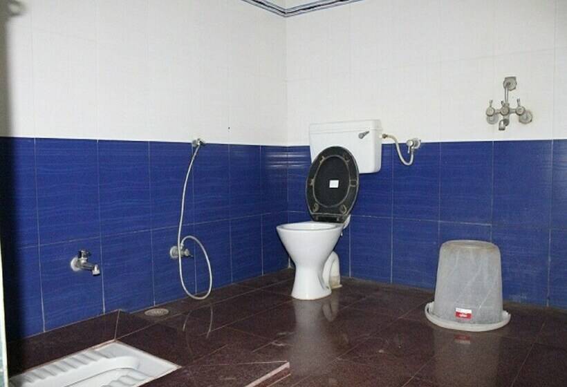 Deluxe Rum, Anarkali