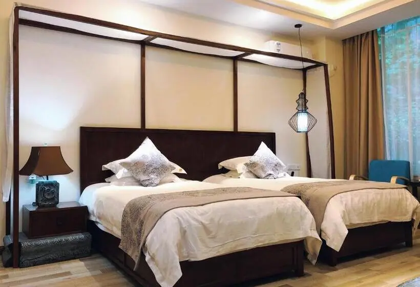 اتاق استاندارد, Guilin Crystal Crescent Moon