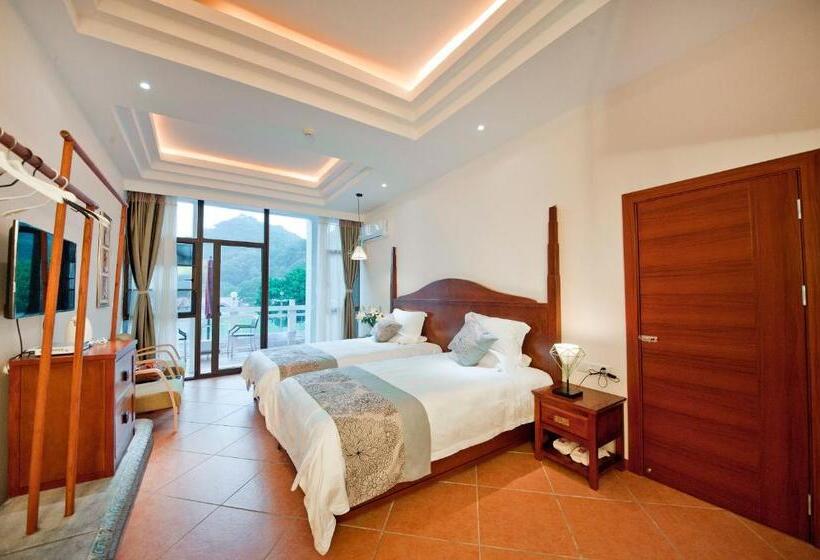 스탠다드 룸 산 전망, Guilin Crystal Crescent Moon