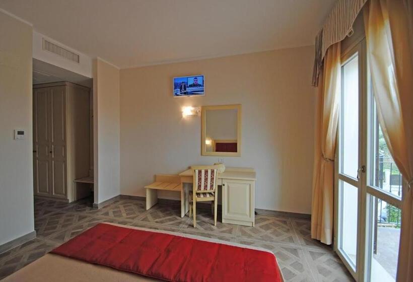 Стандартный Номер Кровать Кинг, Il Salice