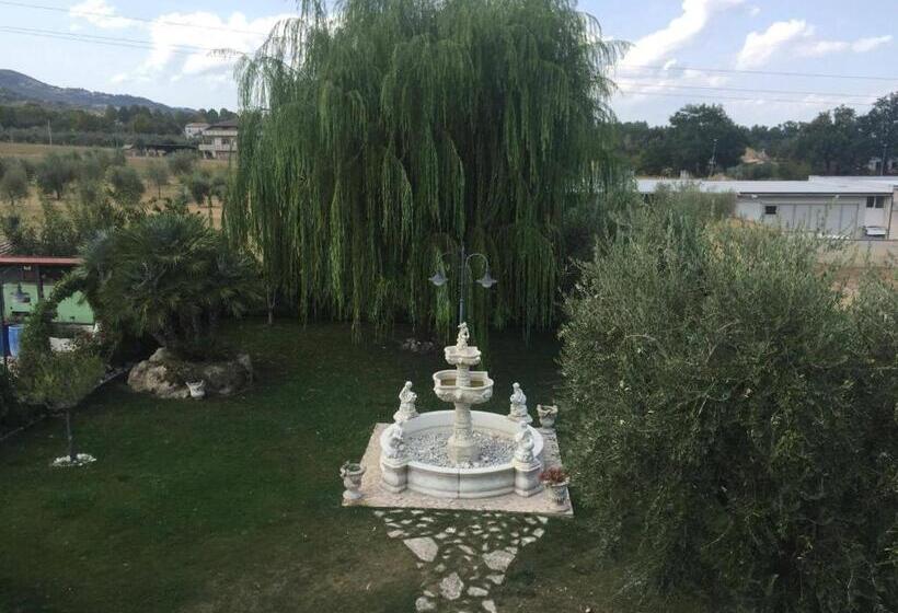 غرفة قياسية سرير كينج, Il Salice