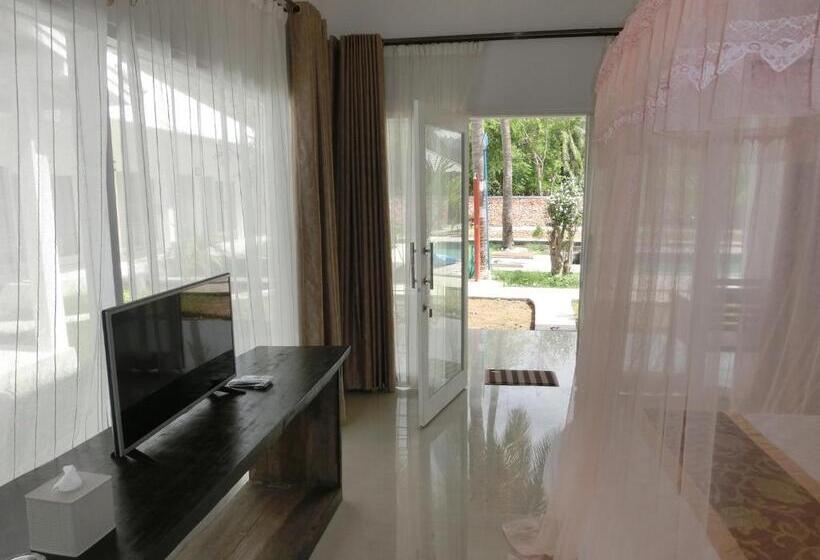 Номер Deluxe, Lombok Holiday