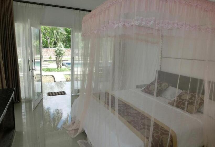 Номер Deluxe, Lombok Holiday