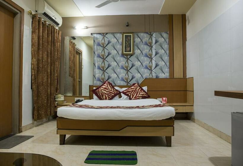 Номер Стандарт, Oyo Rooms Bajrakabati Road
