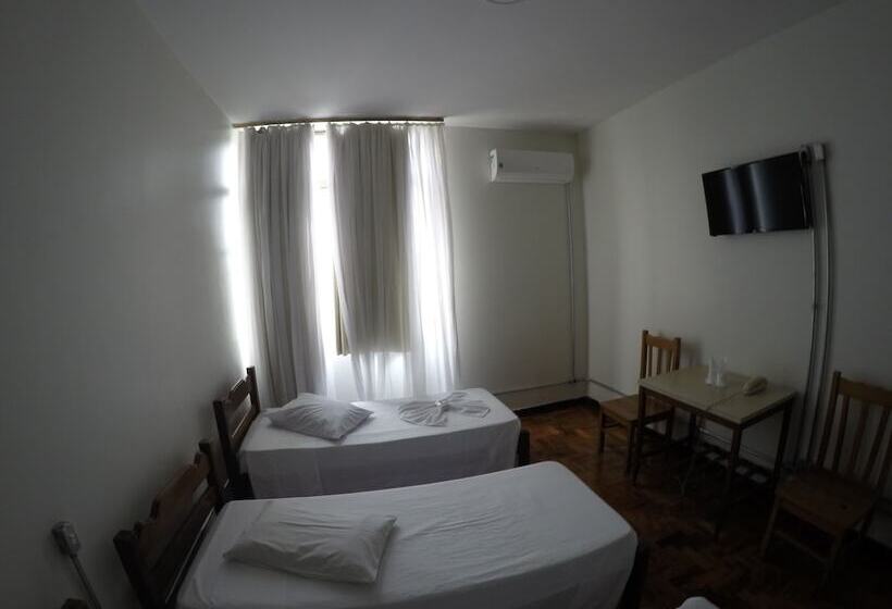 חדר דלוקס לשלושה, Sao Nicolau