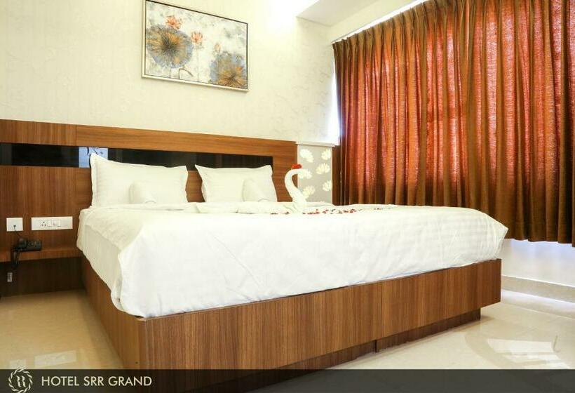 اتاق لوکس, Srr Grand