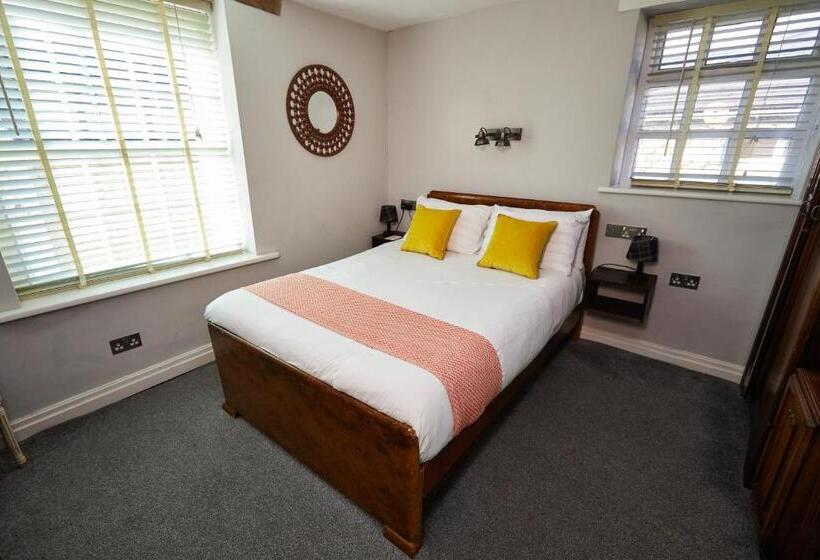 스탠다드 룸, The Lawrence