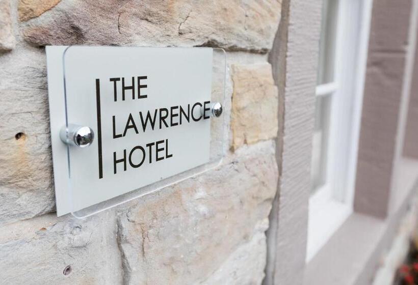 패밀리 룸, The Lawrence