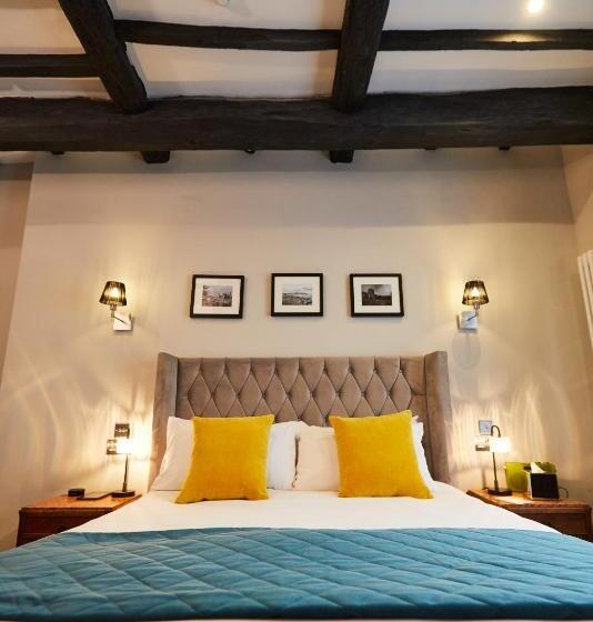 디럭스 룸, The Lawrence