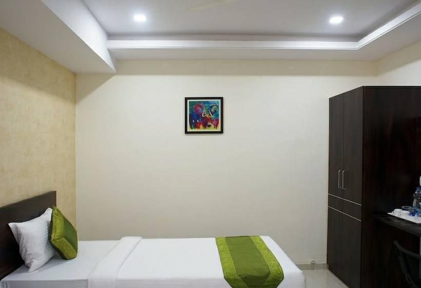 标准间, Treebo Celeste