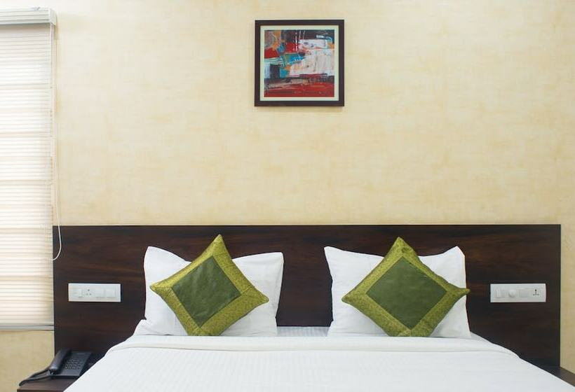 标准间, Treebo Celeste