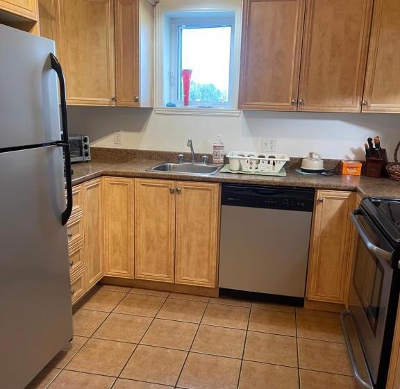 标准间, Auberge Du Wagon