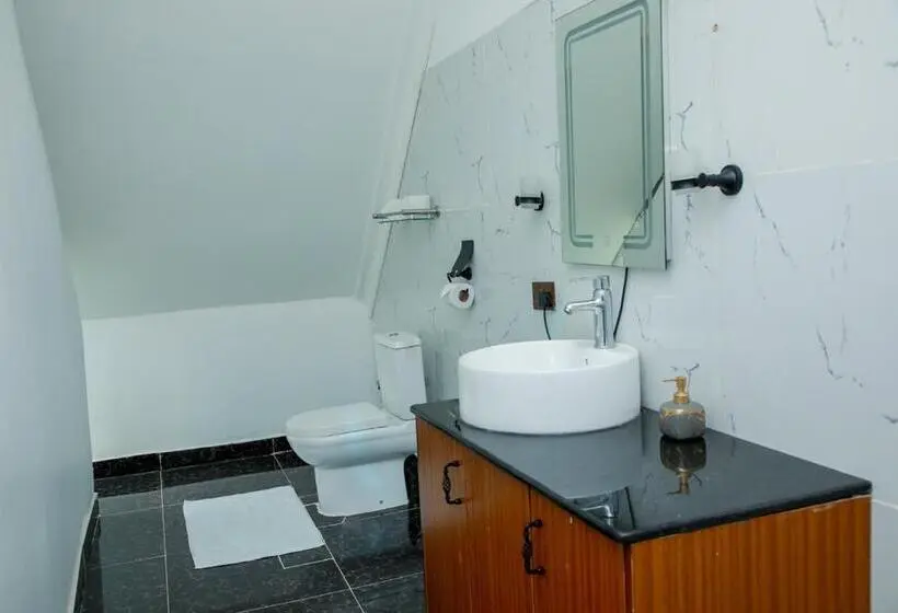 سوییت لوکس, Fortunas Resort With Inside Parking