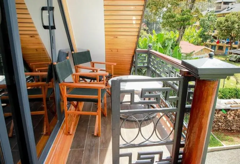 سوییت خانوادگی, Fortunas Resort With Inside Parking