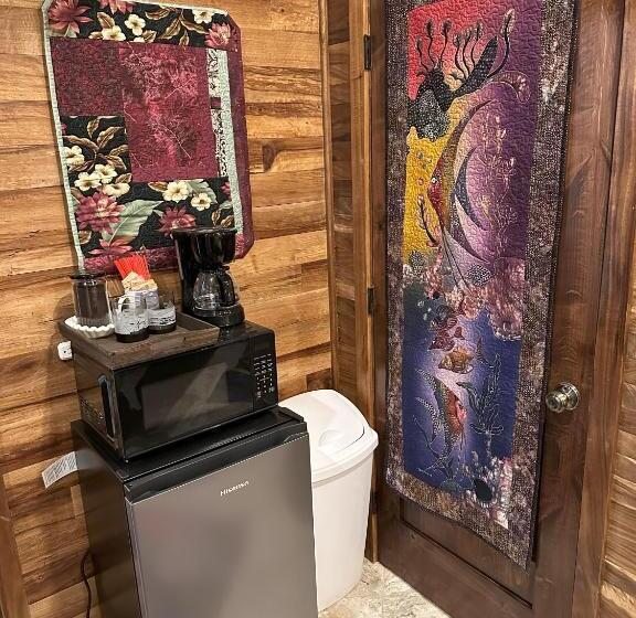 חדר סטנדרט, מיטת קינג, מותאם לאדם עם מוגבלויות, Magic Skies B&b