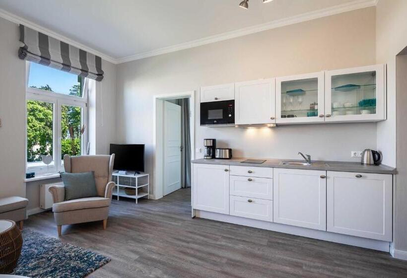 1 Bedroom Apartment Lake View, App Flamingo