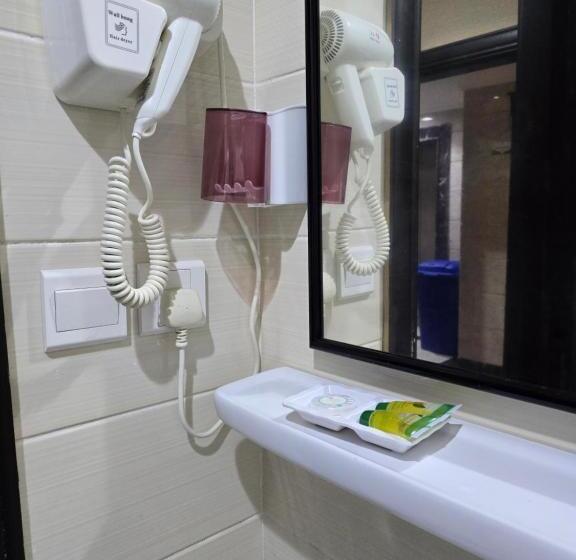 Номер Стандарт Трехместный, Diouf Al Maqam Hotel 4