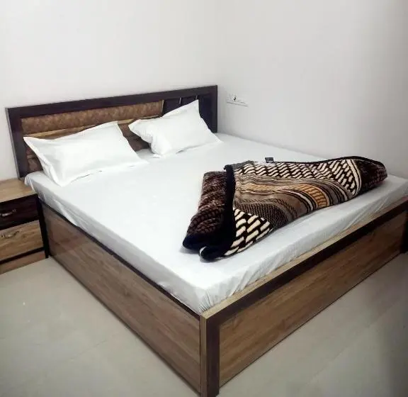 スタンダードルーム, Aarju Guest House