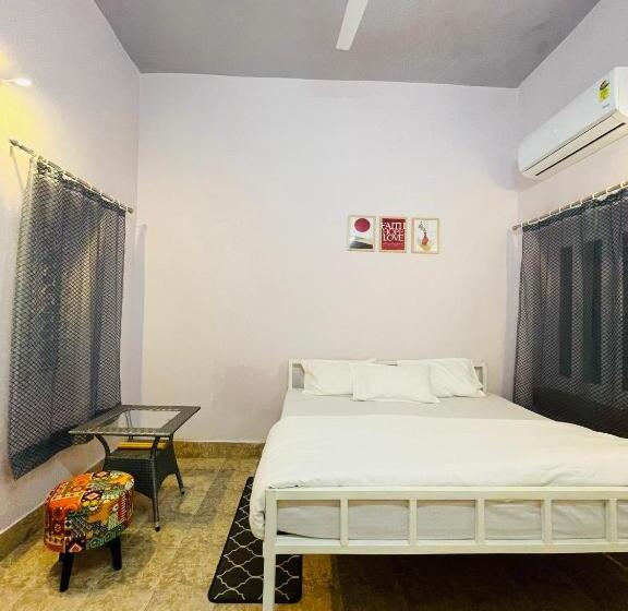 اتاق استاندارد, Dormtales Hostel