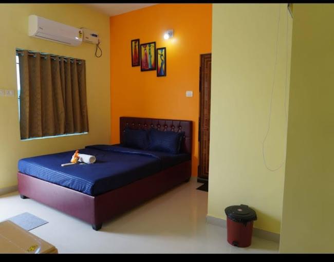 غرفة قياسية سرير كينج, Blue Lotus Guest House Bhubaneswar