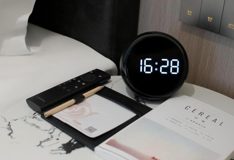 スタンダードルーム, Presidential Palace