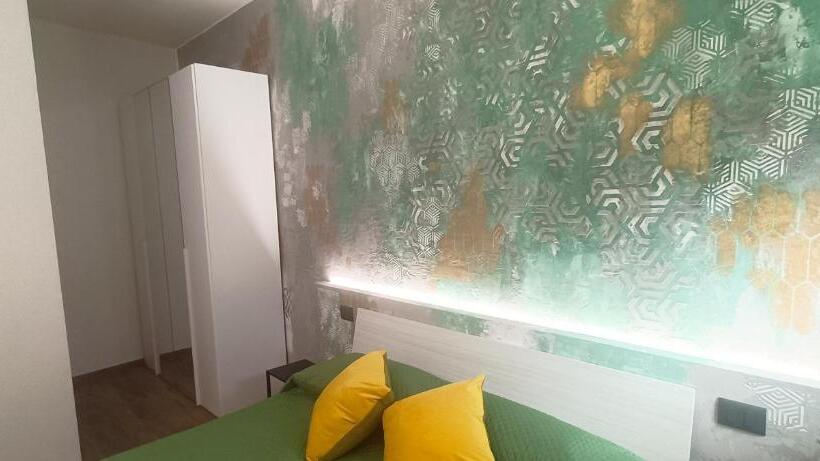 Номер Стандарт, Re Giocondo Room