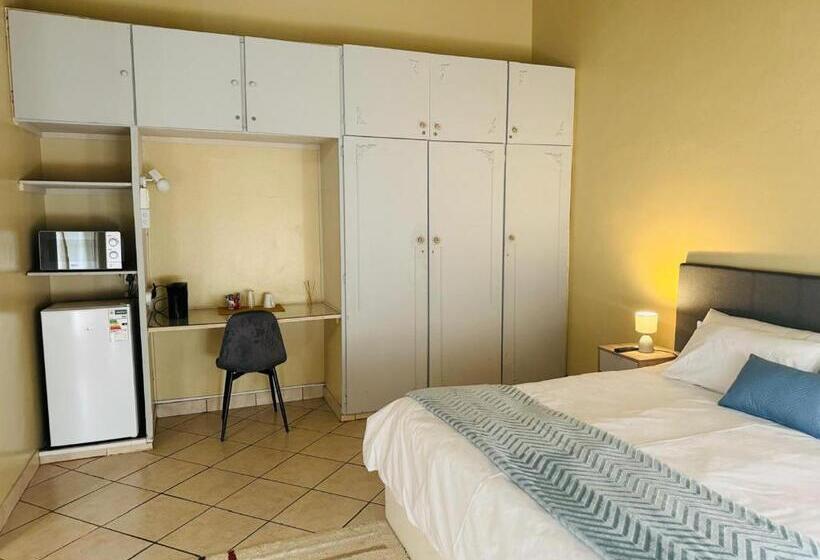 اتاق لوکس, Tranquilo Guesthouse