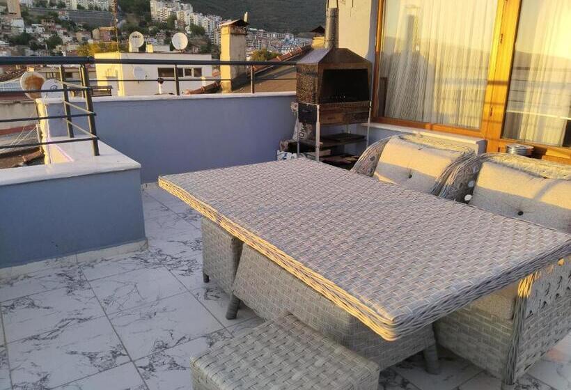 Люкс, Barakat Otelci̇li̇k Diş Ti̇caret Limited şirketi