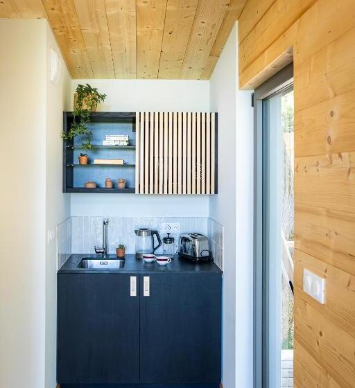 جناح مزود بتراس, Les Coteaux   Laparade