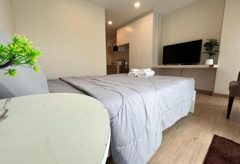 标准工作室, East Ville Bangsaen By New