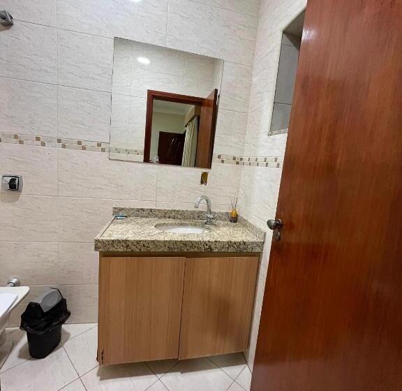 标准间, Pousada E Alojamento Santos Dumont