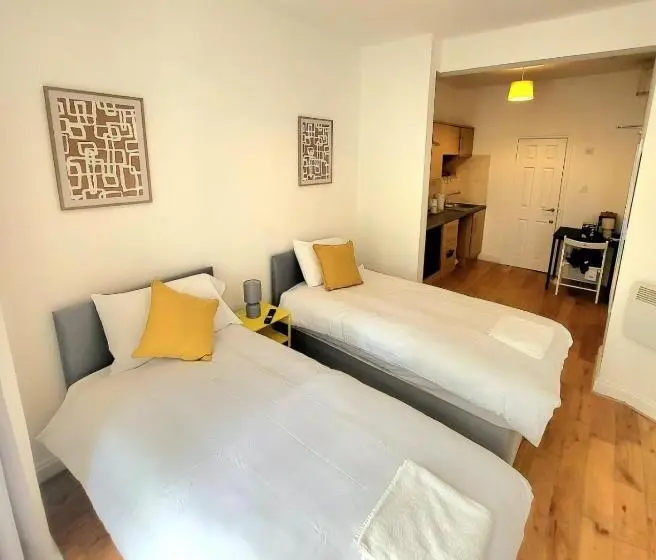 スタンダードルーム, London En Suite Double Rooms Leytonstone E11