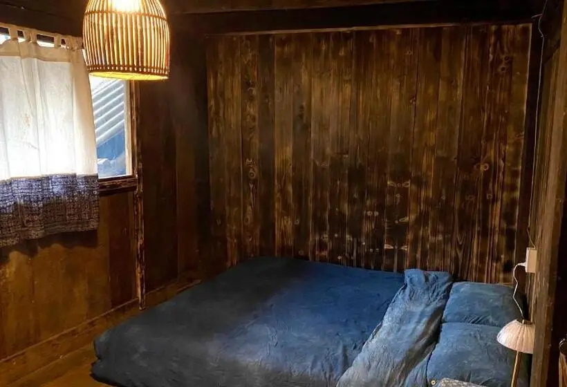 اتاق استاندارد با چشم‌انداز باغ, Bluebird   Cozy Indigo Home