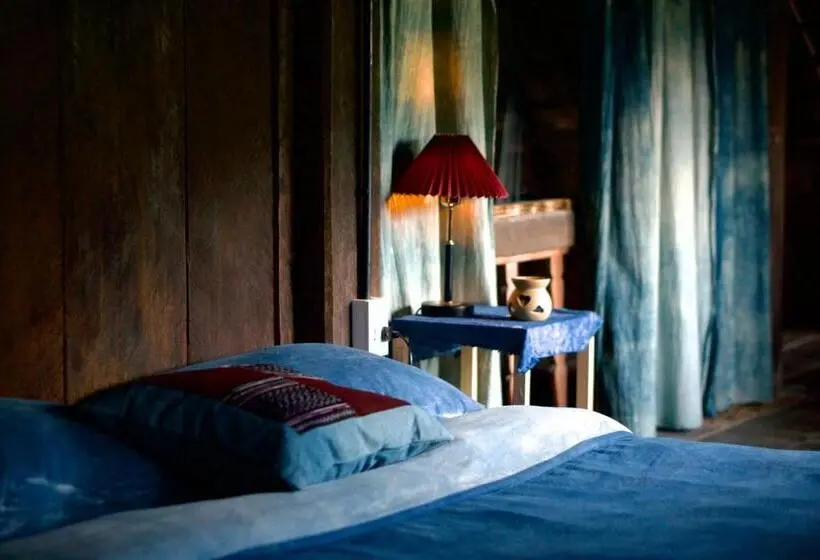اتاق استاندارد سه نفره, Bluebird   Cozy Indigo Home