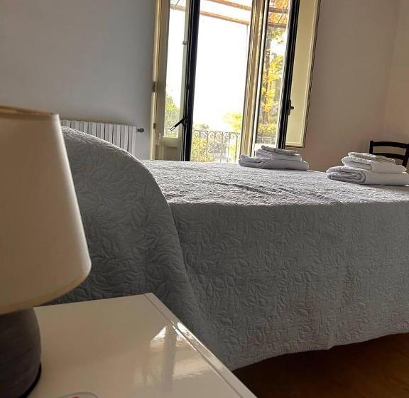 标准间, Casa Rasi