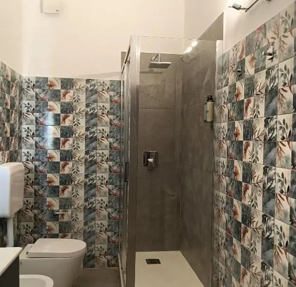 اتاق استاندارد با تخت بزرگ, Dojo Idro Rooms