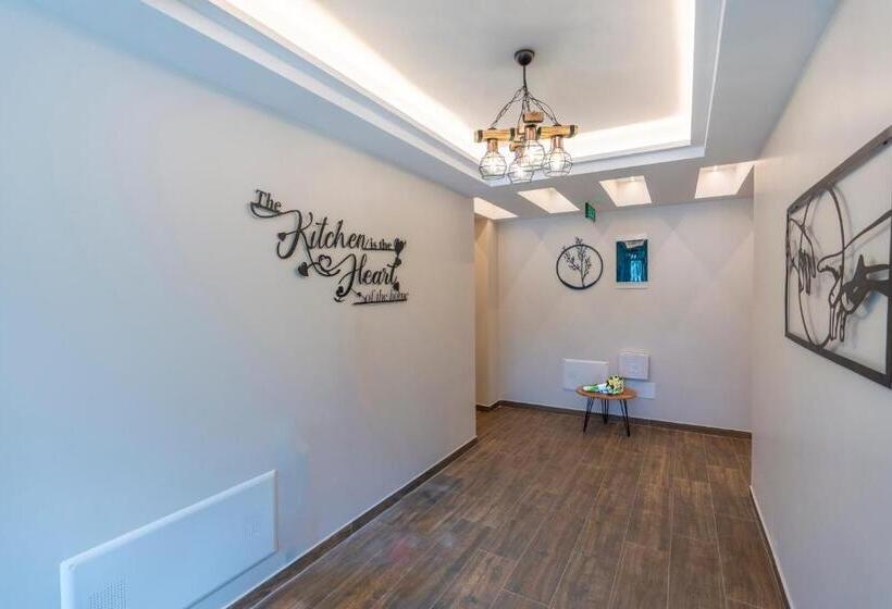 Трехместный Номер Deluxe, Jezerca Theth