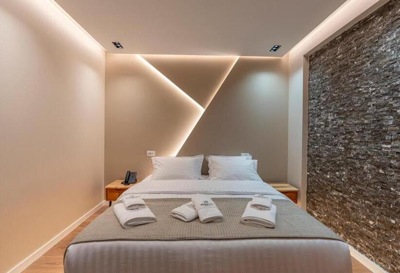 Семейный Номер Deluxe, Jezerca Theth