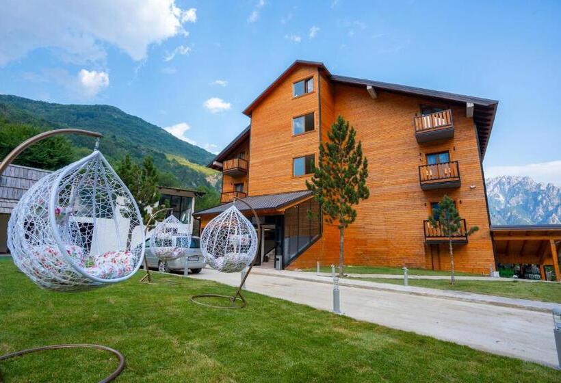 Семейный Номер Deluxe, Jezerca Theth