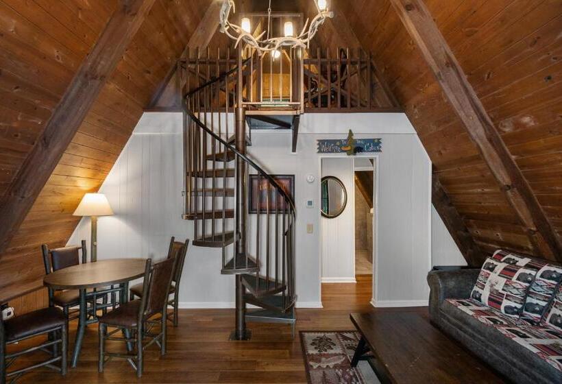 Четырехместный Номер Стандарт, Switzerland Inn