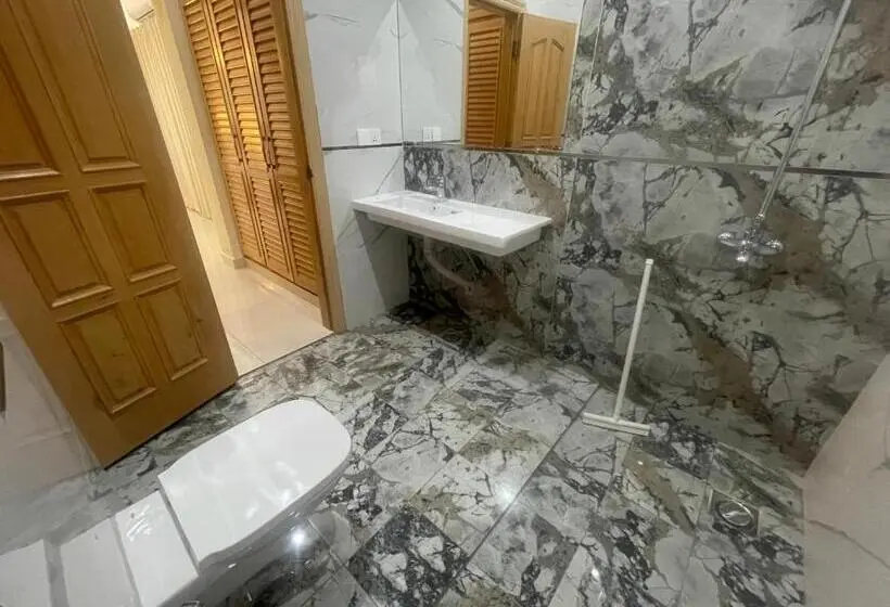 اتاق لوکس خانوادگی, Gb Lodges G 10 Branch