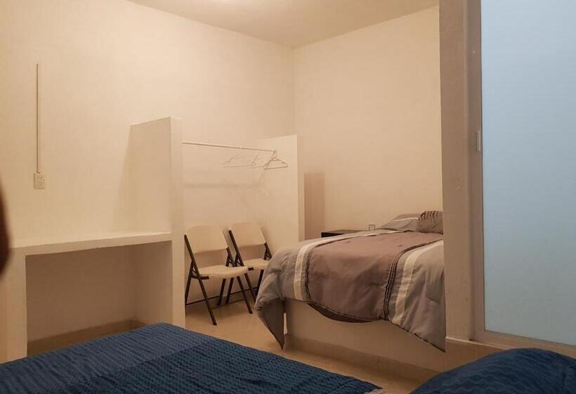 غرفة قياسية ثلاثية, Manila Suites