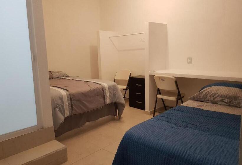 غرفة قياسية ثلاثية, Manila Suites