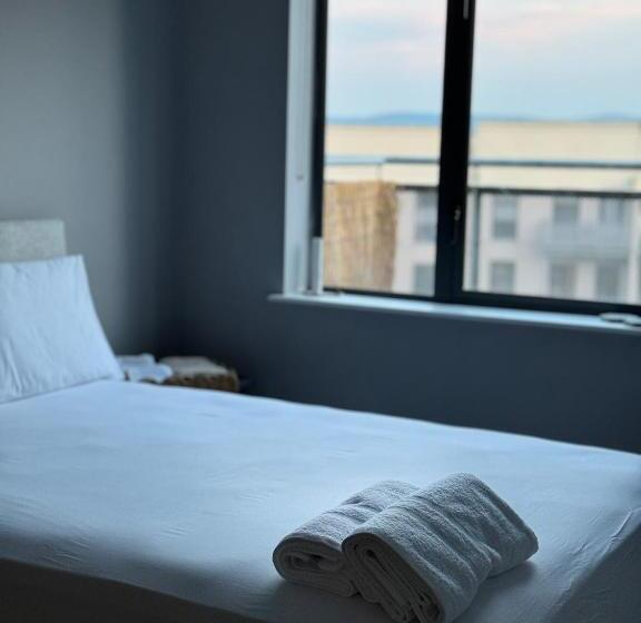 标准间, Dublin Private Room